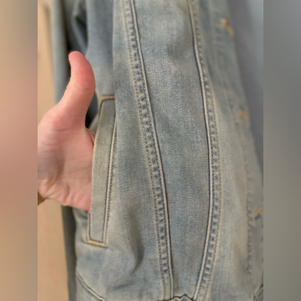EUC Express Faded Boyfriend Denim Jacket - Picture 5 of 7